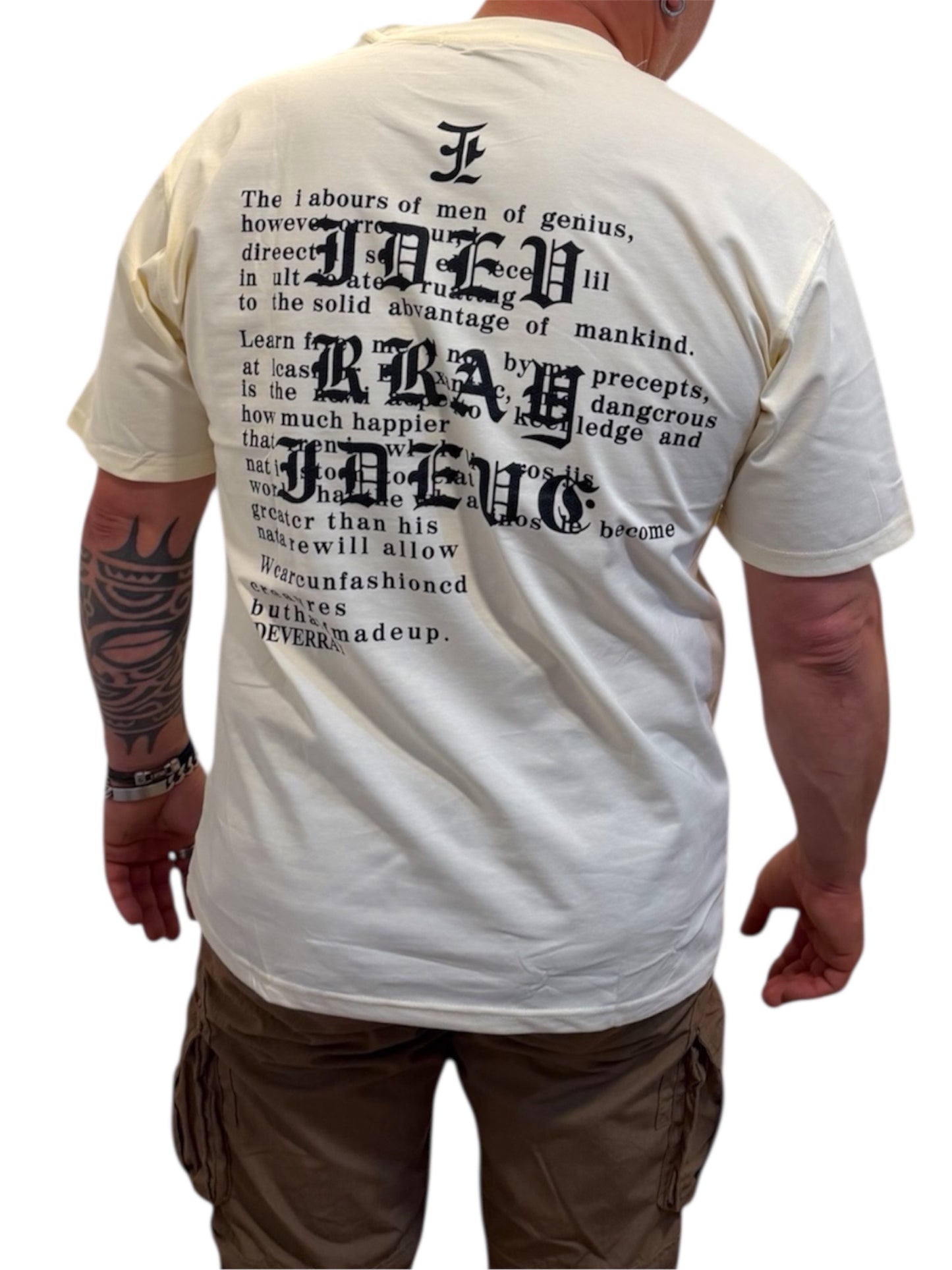 Camiseta Half Made Up